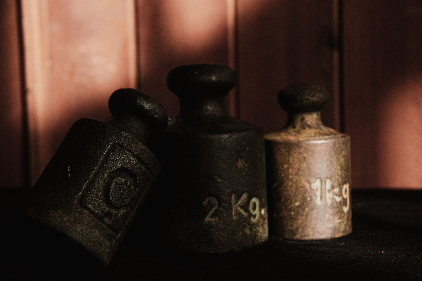 Historia mikrocementu jako materiału dekoracyjnego